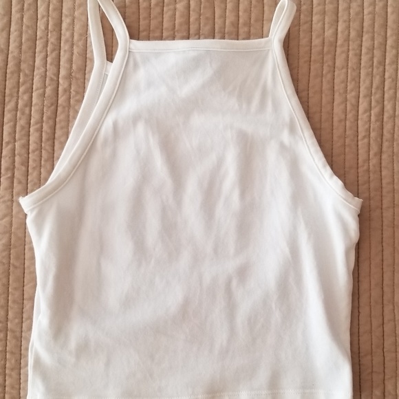 Crop top - Picture 3 of 3